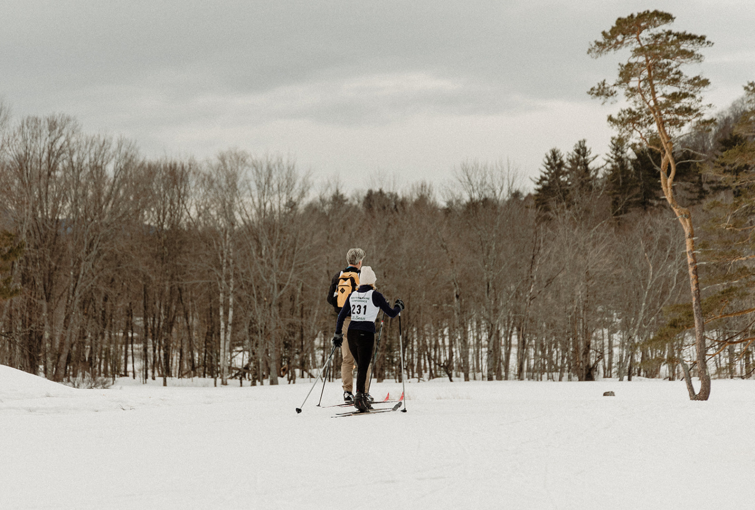 two people skiing in the Jackson, NH mountains